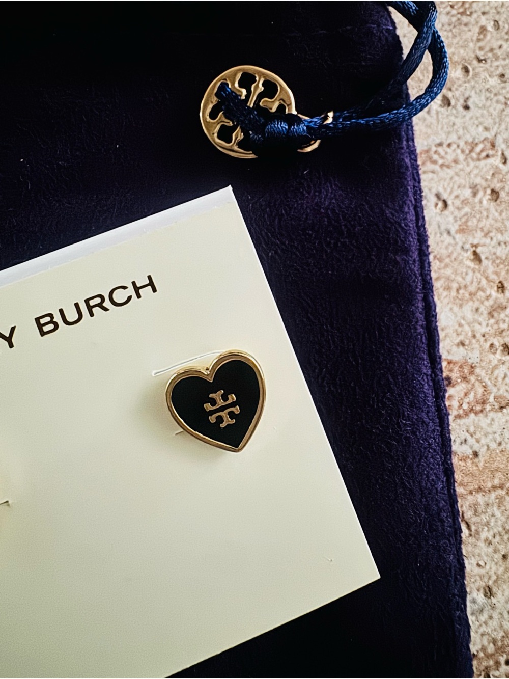 Tory Burch Black Enamel Heart Stud Earrings - Gold Trim NWT & DUSTY!!! - Picture 2 of 4